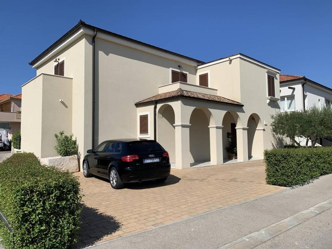 Apartman & Toni